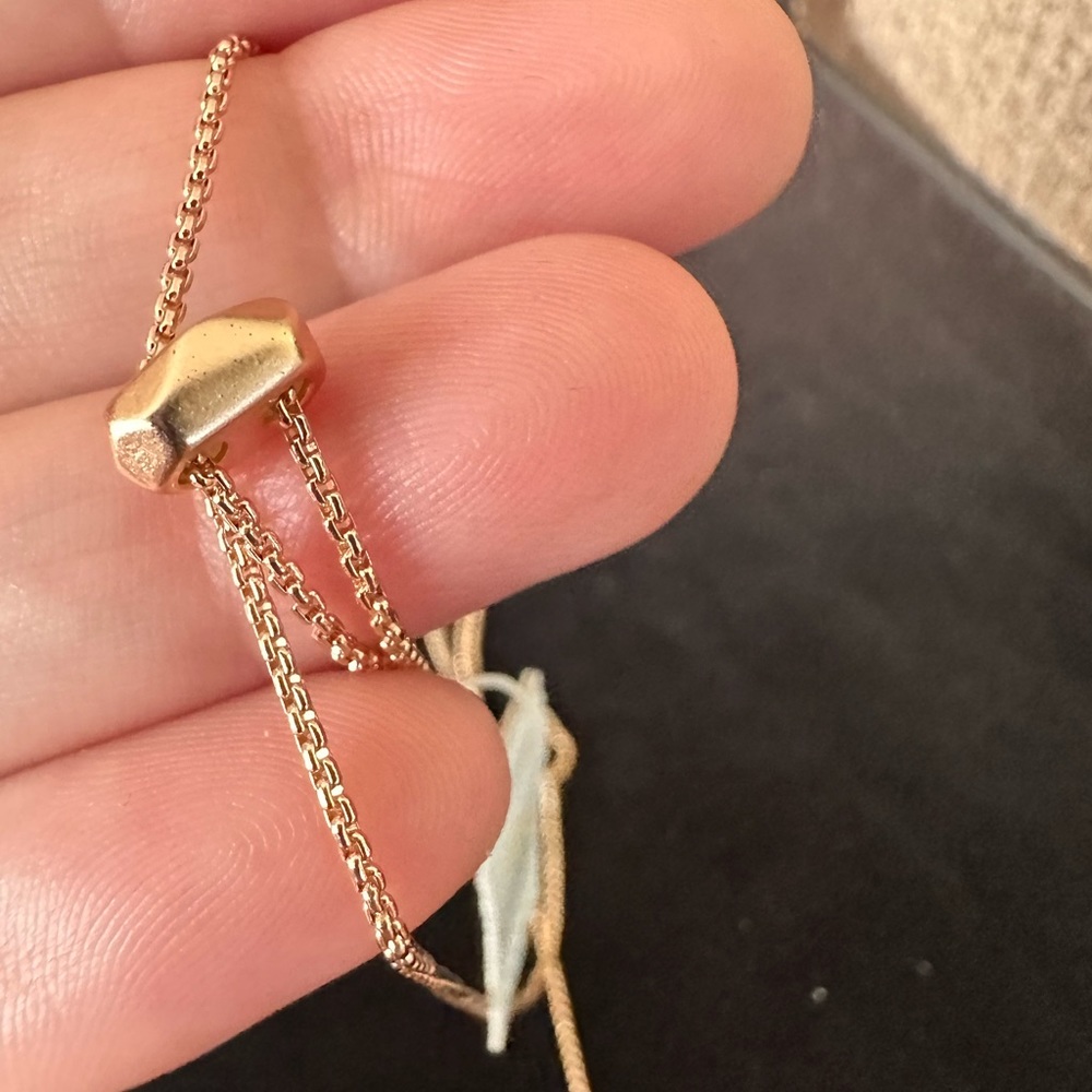 NWT! Kendra Scott pink druzy Lilly rose Gold necklace. - Picture 8 of 8